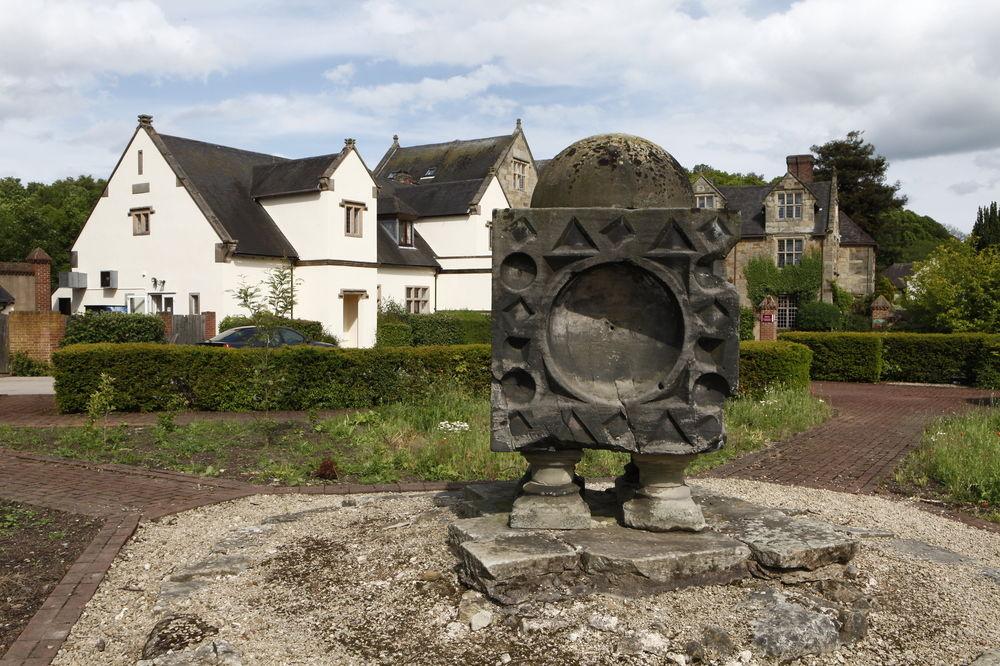 Madeley Court Hotel 4*
