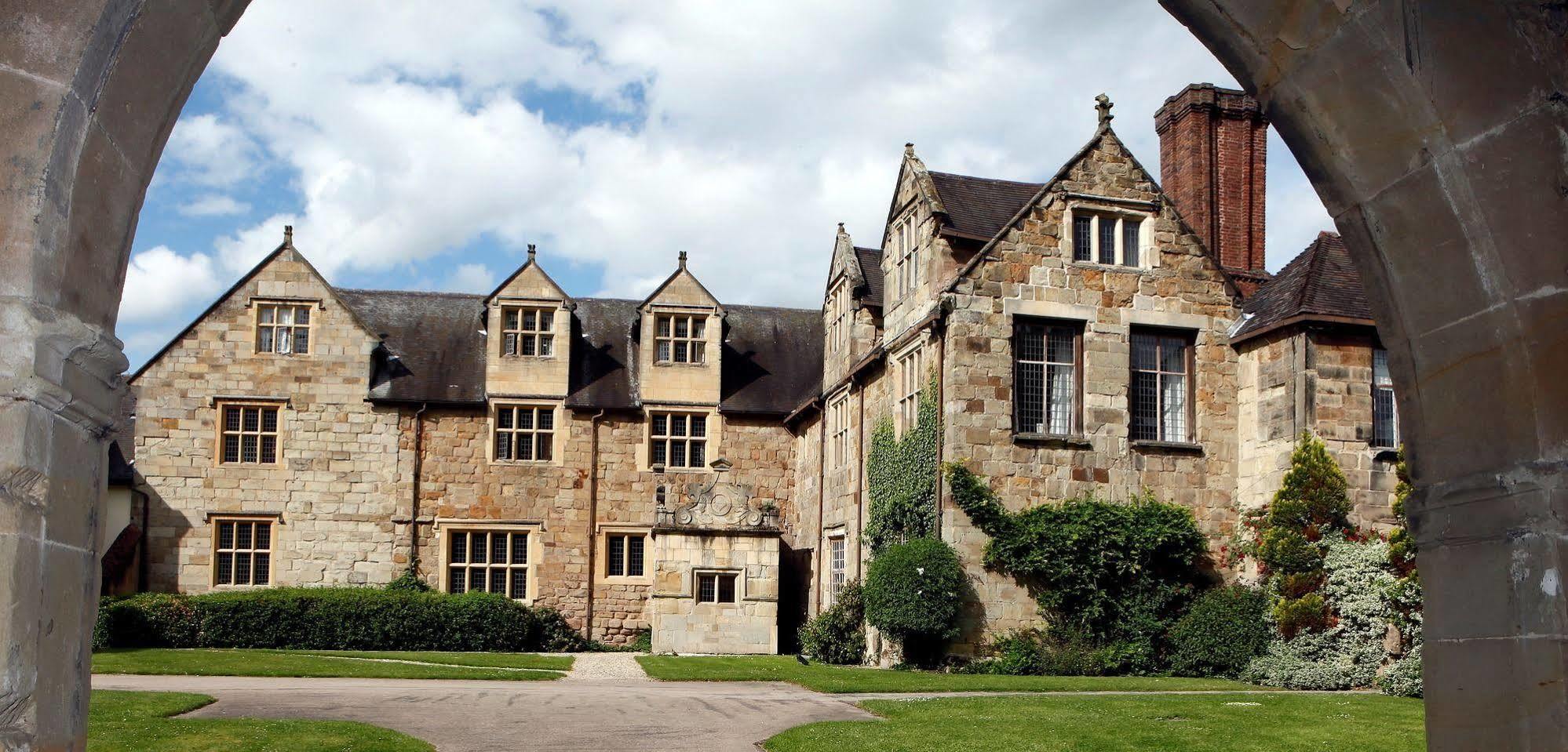Hotel Madeley Court