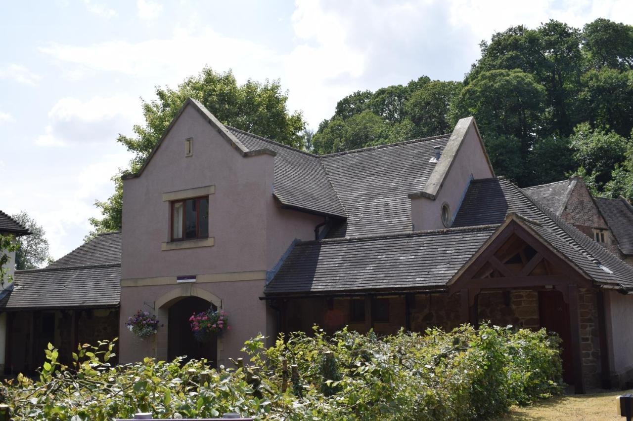Hotel Madeley Court